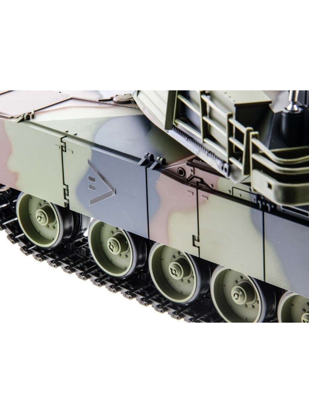 Р/У танк Heng Long 1/16 M1A2 Abrams 2.4G RTR PRO