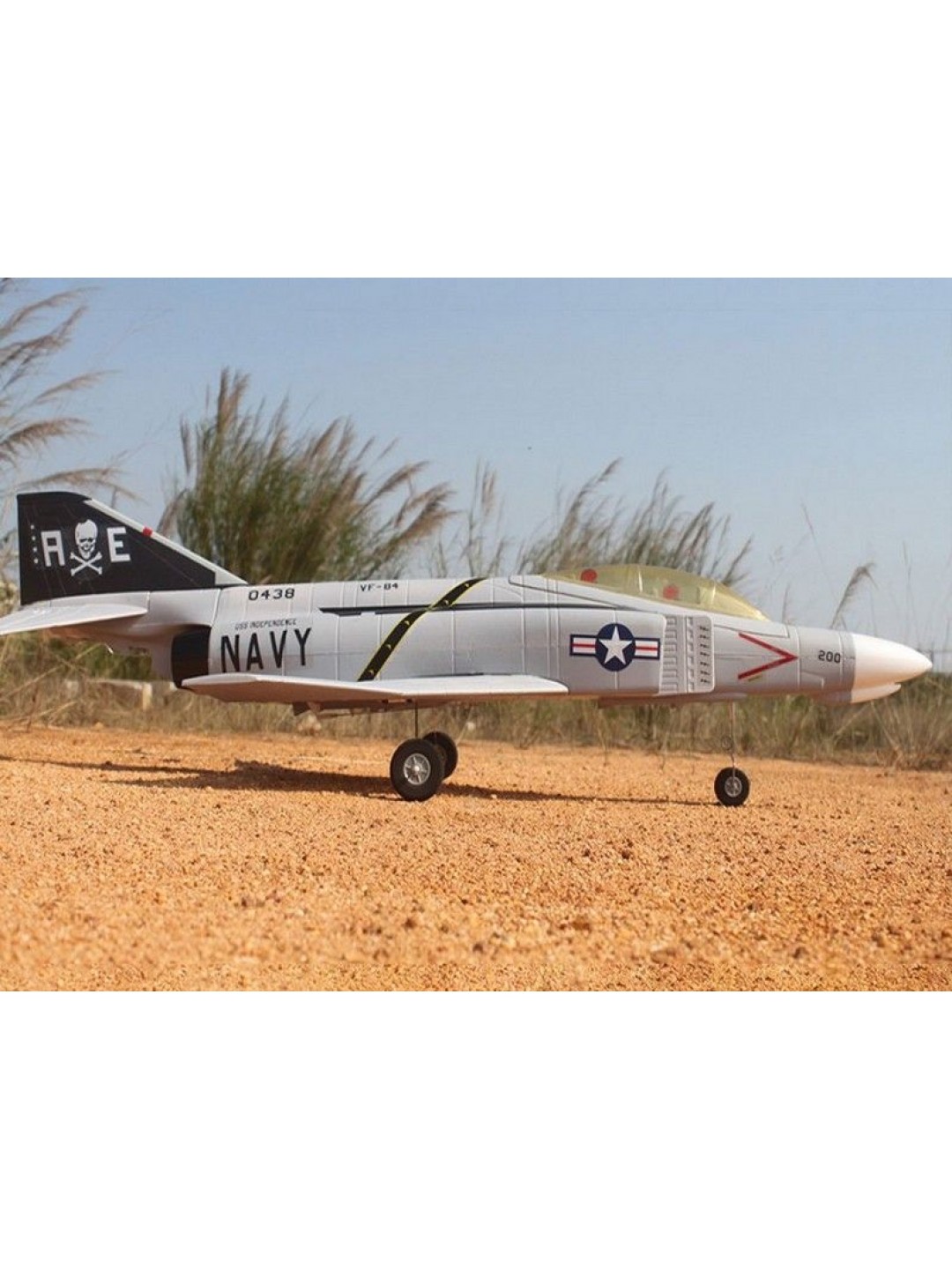 Р/У самолет Top RC F4 белый 628 мм импеллер PNP