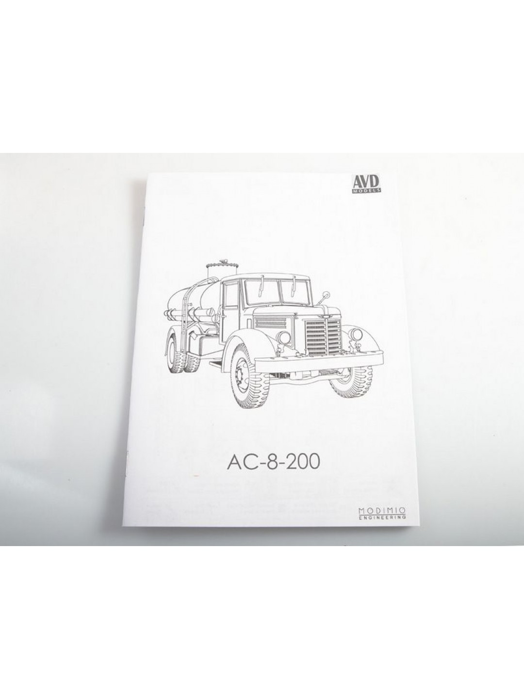 Сборная модель AVD Автоцистерна АЦ-8 (200), 1/43