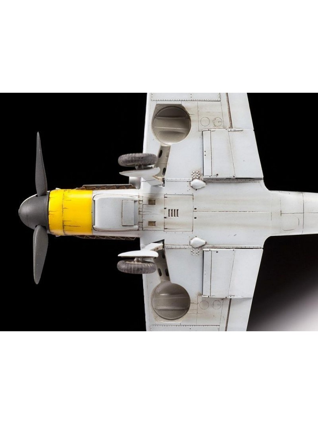 Сборная модель ZVEZDA Немецкий истребитель Мессершмитт BF-109G6, 1/48