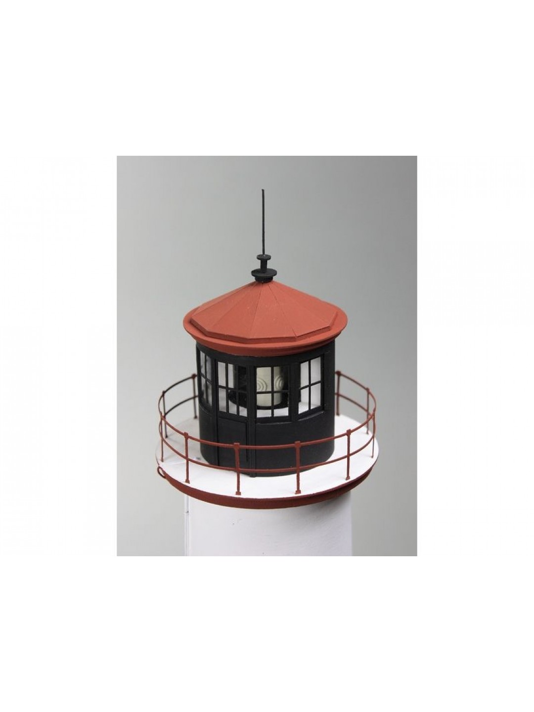 Сборная картонная модель Shipyard маяк Minnesota Point Lighthouse (№82), 1/72
