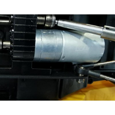 Радиоуправляемая машина WPL японский внедорожник FJ40 (желтая) 4WD 2.4G 1/16 RTR