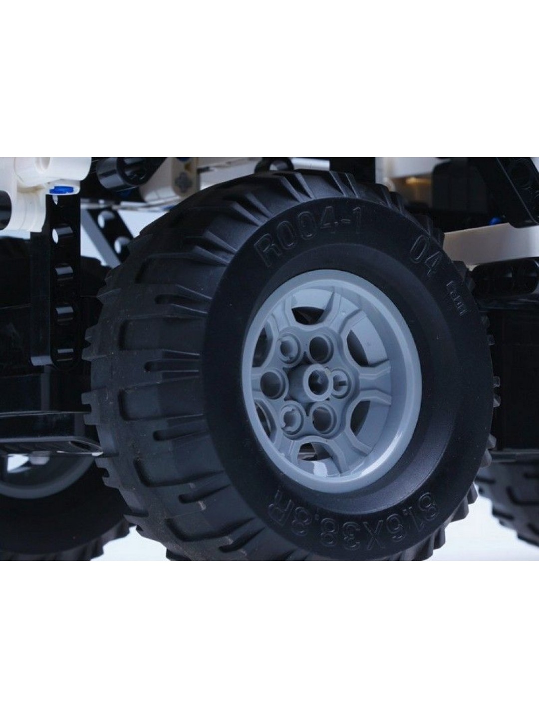 Р/У конструктор CaDA Technic джип (533 детали)
