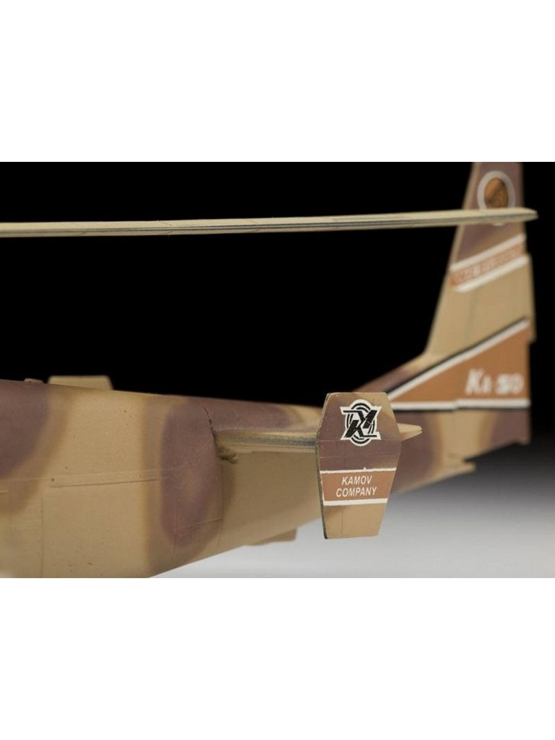 Сборная модель ZVEZDA Российский ударный вертолет "Черная акула", 1/72