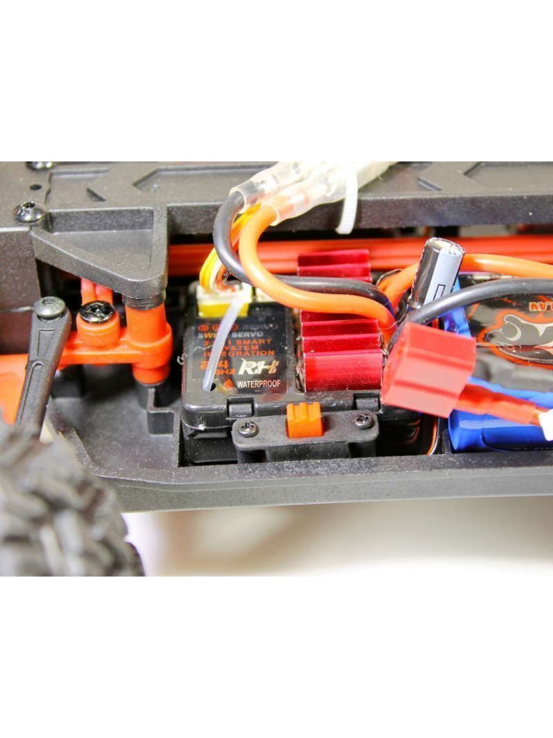 Радиоуправляемый монстр Remo Hobby SMAX UPGRADE (красный) 4WD 2.4G 1/16 RTR