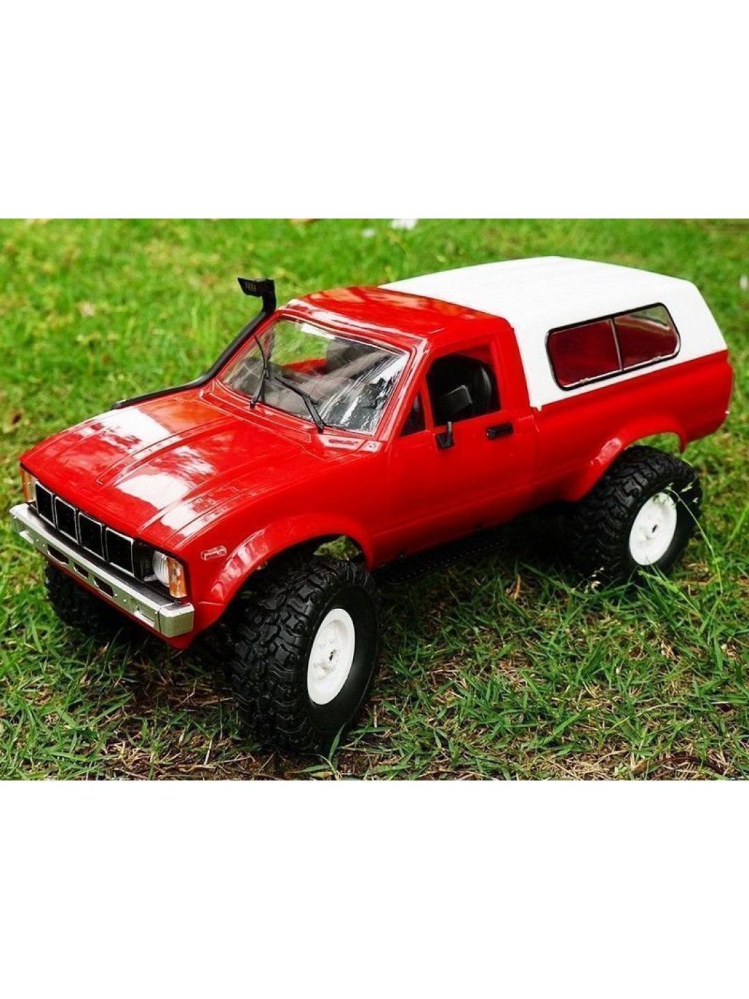 Радиоуправляемая машина WPL пикап Hilux (красная) 4WD 2.4G 1/16 RTR