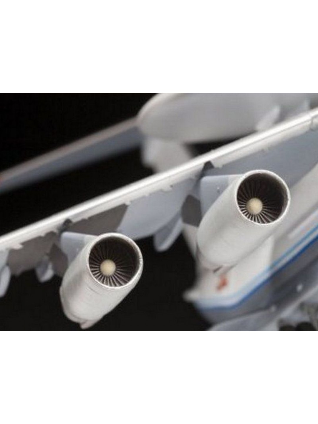 Сборная модель ZVEZDA Российский самолет дальнего радиолокационного обнаружения А-50, 1/144