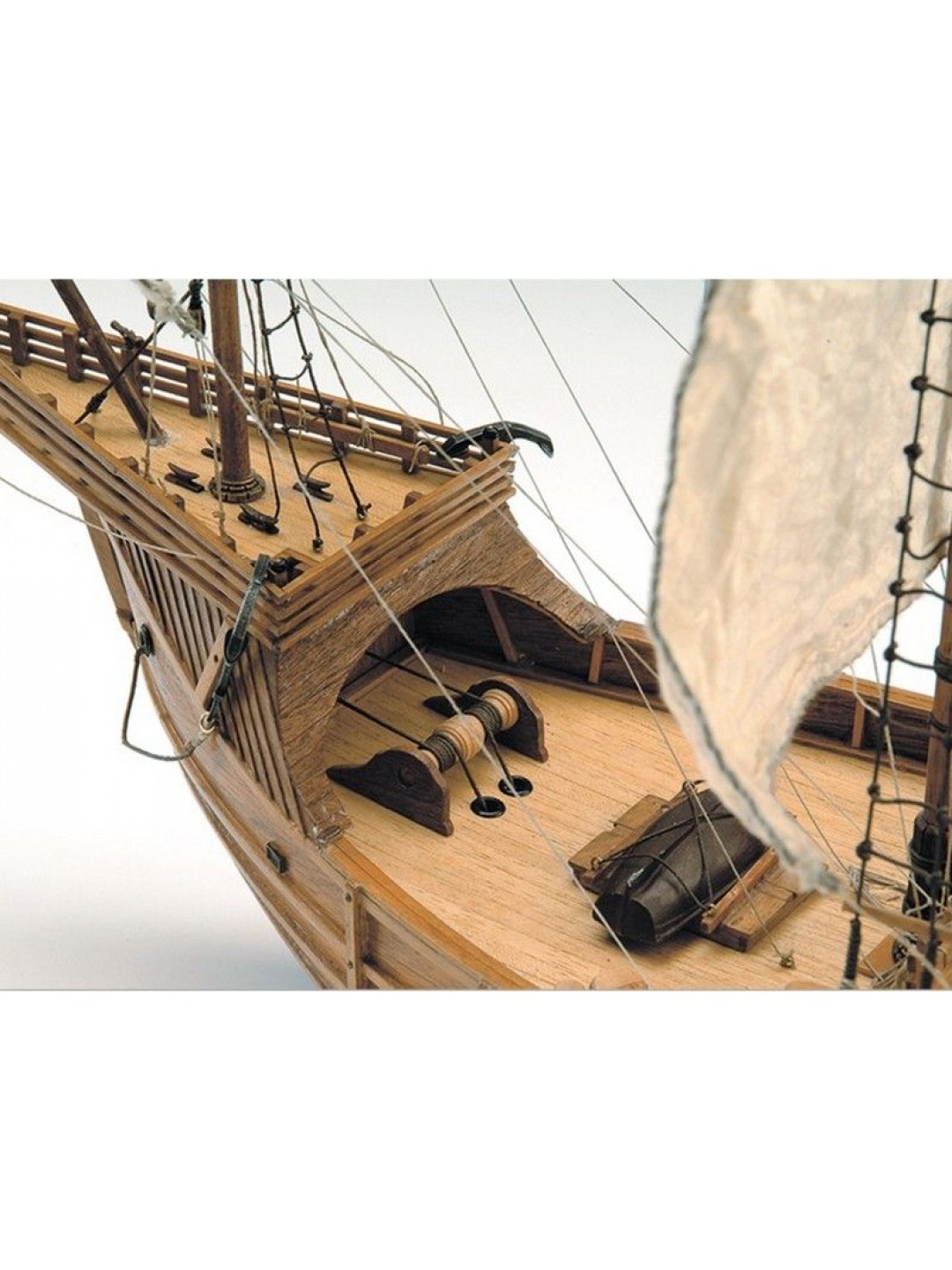 Сборная деревянная модель корабля Artesania Latina SANTA MARIA C., 1/65