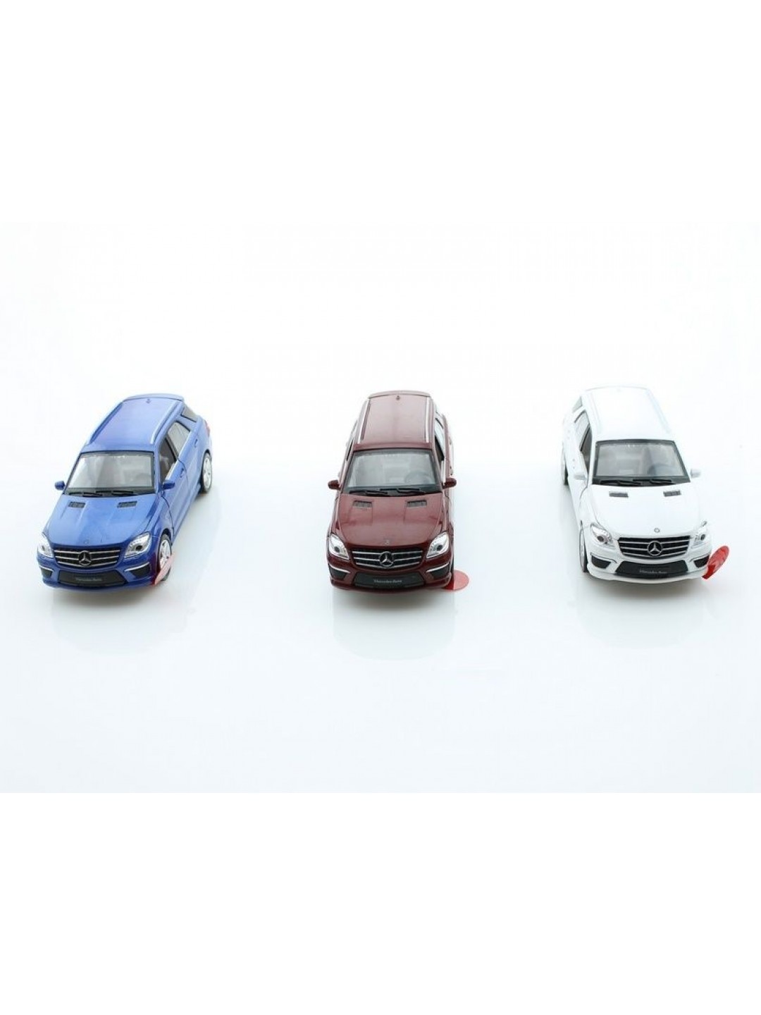 Машина 1:32 Mercedes-Benz ML63 AMG свет, звук, инерция 15см (1/12шт) б/к