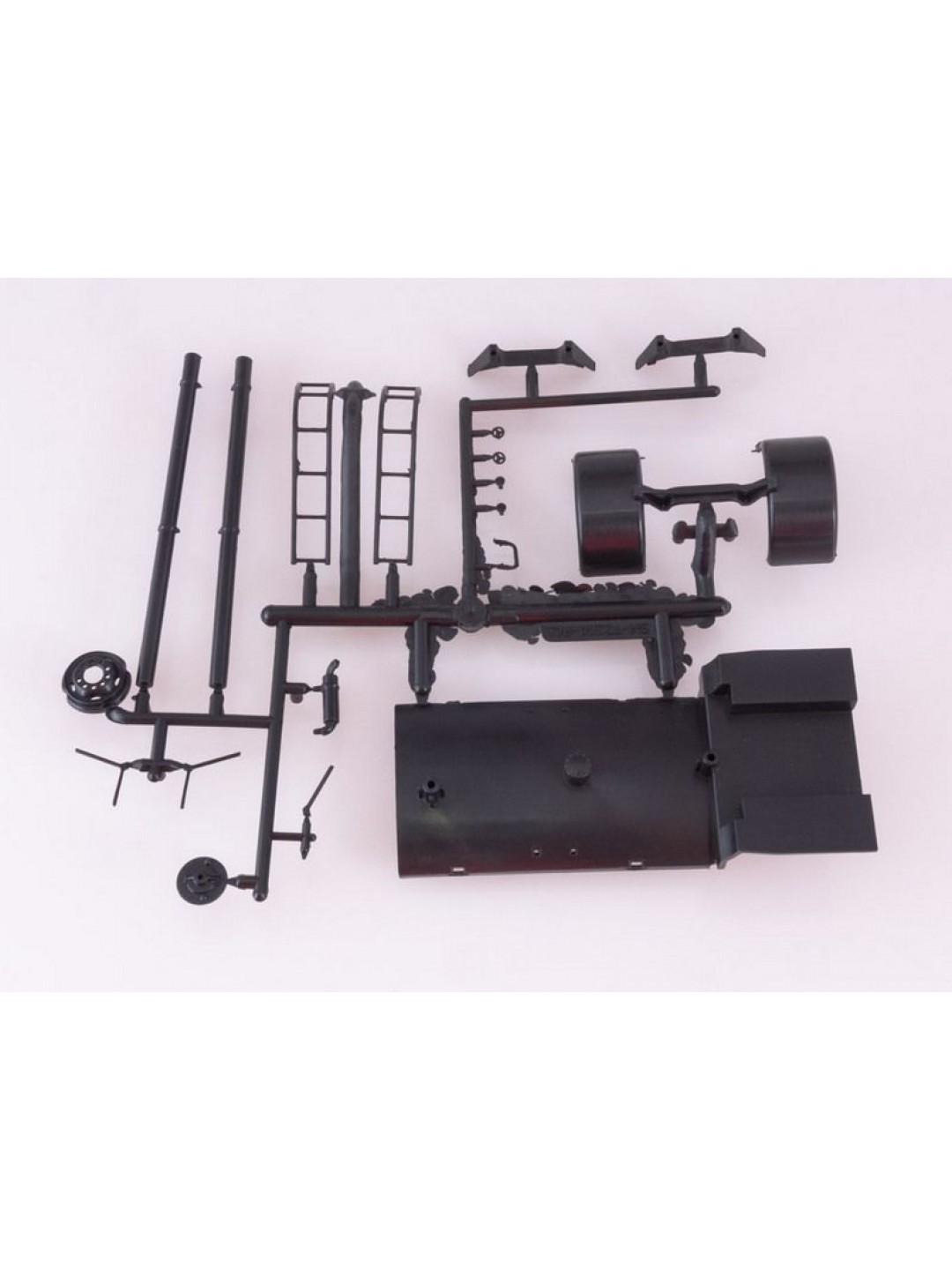 Сборная модель AVD Топливозаправщик Т3-200, 1/43