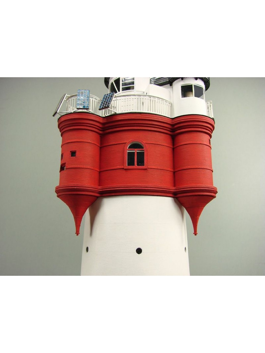 Сборная картонная модель Shipyard маяк Roter Sand Lighthouse (№46), 1/87