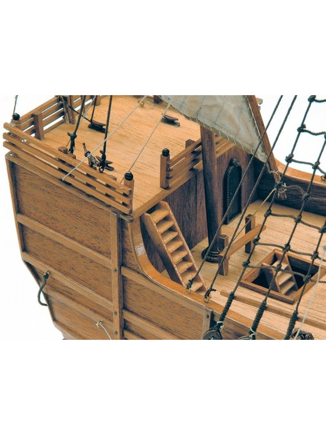 Сборная деревянная модель корабля Artesania Latina SANTA MARIA C., 1/65