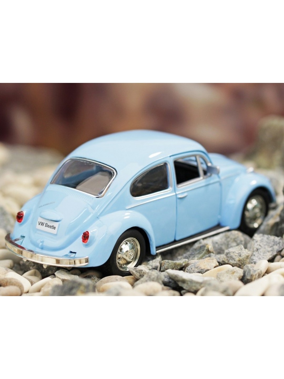 Машина Ideal 1:30-39 Volkswagen Beetle (блест. метал. фиолет.)