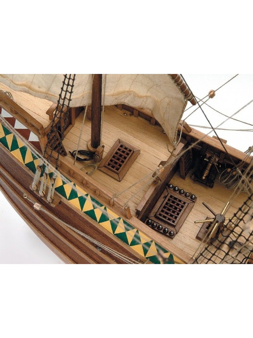 Сборная деревянная модель корабля Artesania Latina MAYFLOWER, 1/60