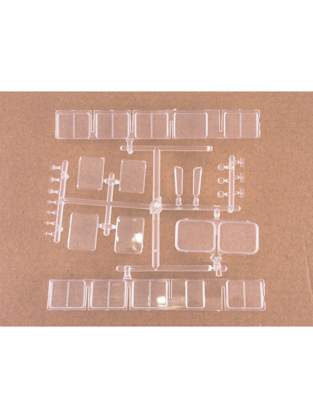 Сборная модель AVD Автобус повышенной проходимости АПП-66, 1/43