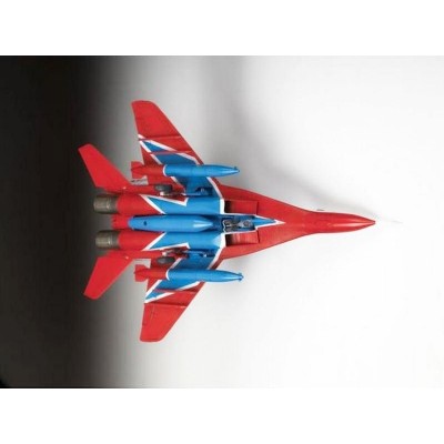 Сборная модель ZVEZDA Авиационная группа высшего пилотажа МиГ-29 "Стрижи", подарочный набор, 1/72