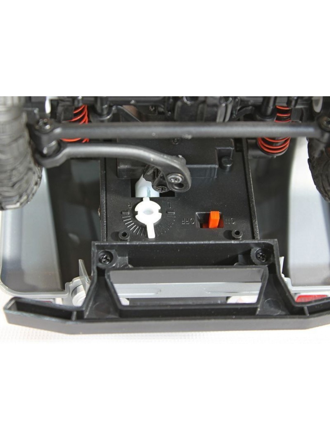 Радиоуправляемая машина MN MODEL японский пикап FJ45 (серебристый) 4WD 2.4G 1/12 RTR