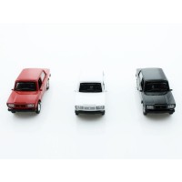 Машина 1:34 Лада 2105 свет, звук, инерция (1/12шт.) б/к Машина 1:34 Лада 2105 свет, звук, инерция (1/12шт.) б/к