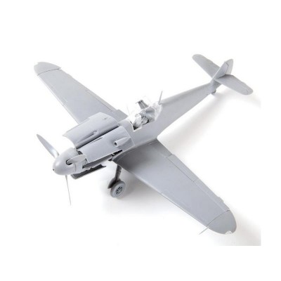Сборная модель ZVEZDA Немецкий истребитель «Мессершмитт» BF-109 F2, подарочный набор, 1/48