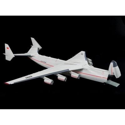 Сборная модель ZVEZDA Советский транспортный самолёт АН-225 «МРИЯ», 1/144