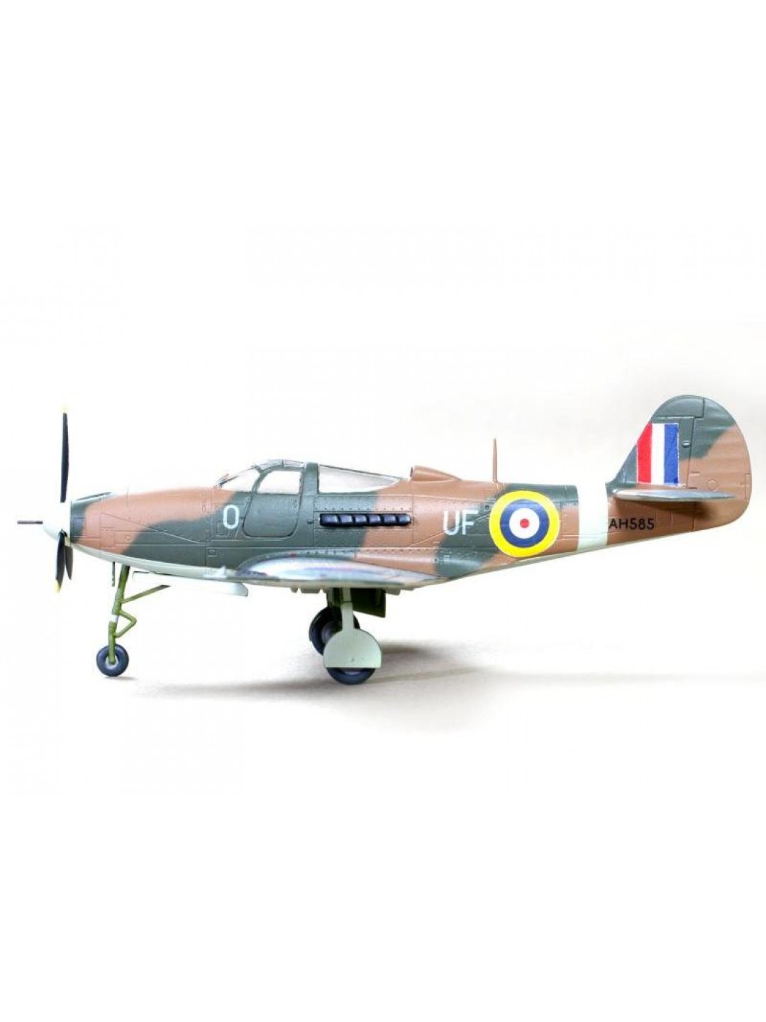 Сборная модель ZVEZDA Истребитель П-39Н "Аэрокобра", 1/72