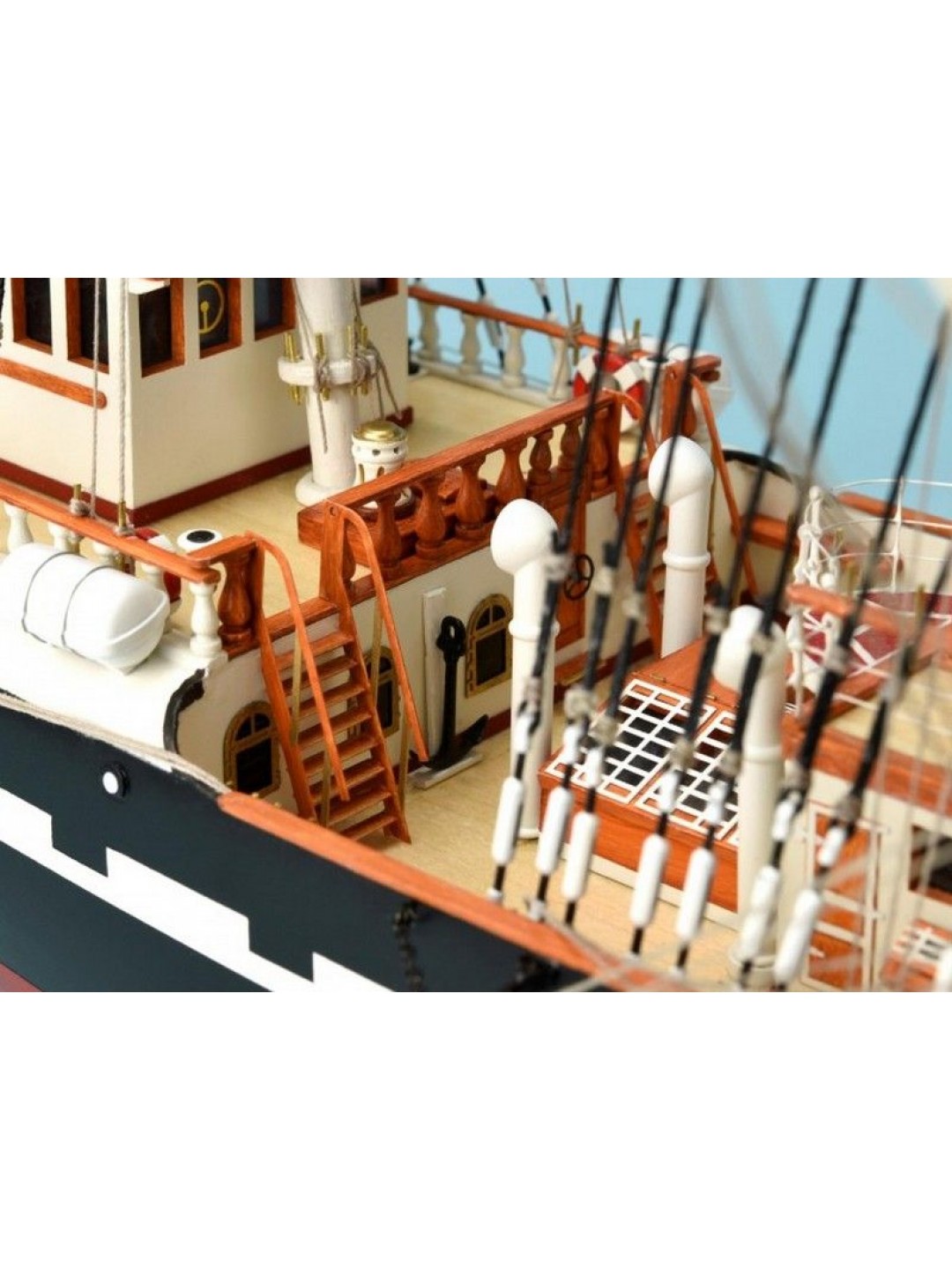 Сборная деревянная модель корабля Artesania Latina BELEM, 1/75