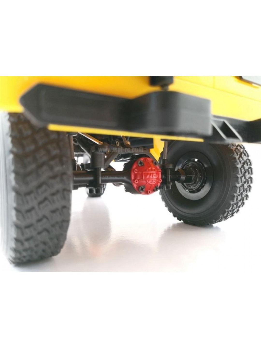 Радиоуправляемая машина WPL японский внедорожник FJ40 (желтая) 4WD 2.4G 1/16 KIT