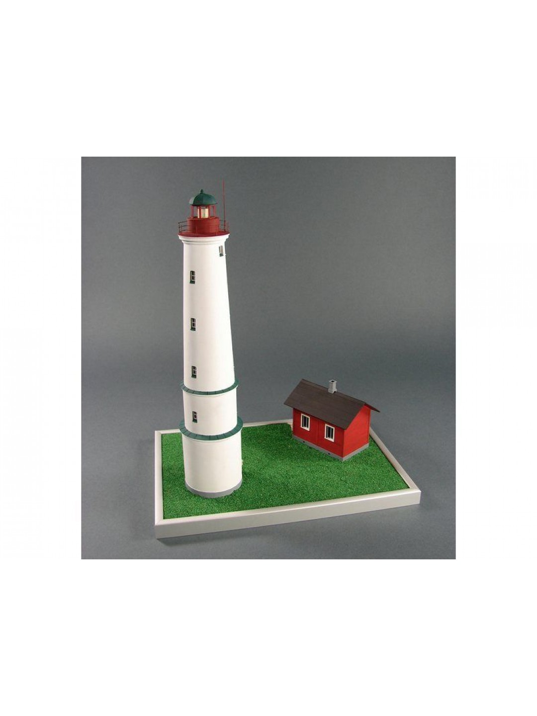 Сборная картонная модель Shipyard маяк Lighthouse Marjaniemi (№11), 1/72