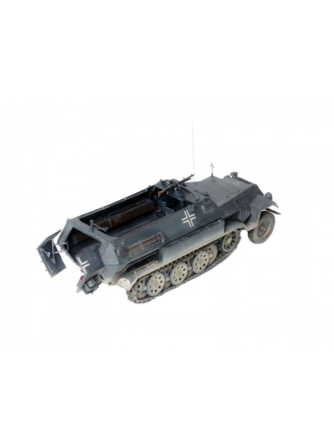 Сборная модель ZVEZDA Немецкий бронетранспортер "Ханомаг" Sd.Kfz 251/1 AusF.B, 1/35