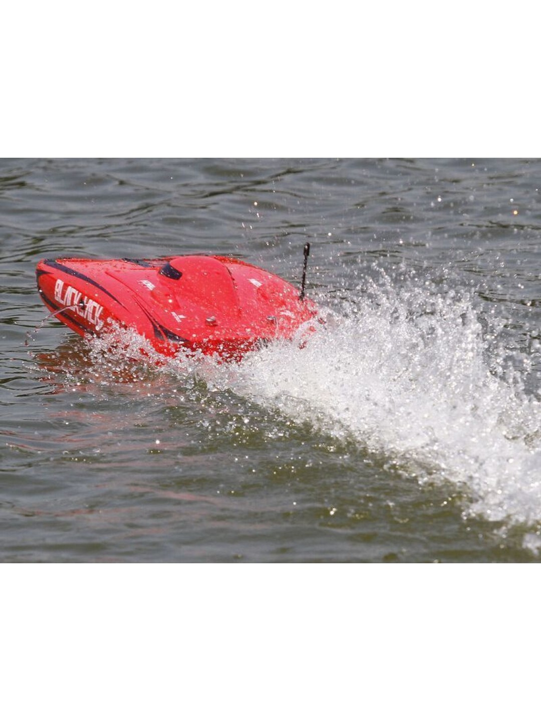 Радиоуправляемый катамаран ProBoat Blackjack 24 Brushless RTR