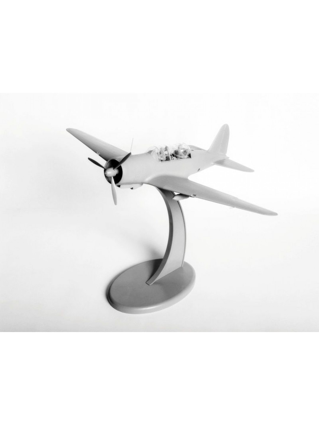 Сборная модель ZVEZDA Советский бомбардировщик Су-2, 1/48