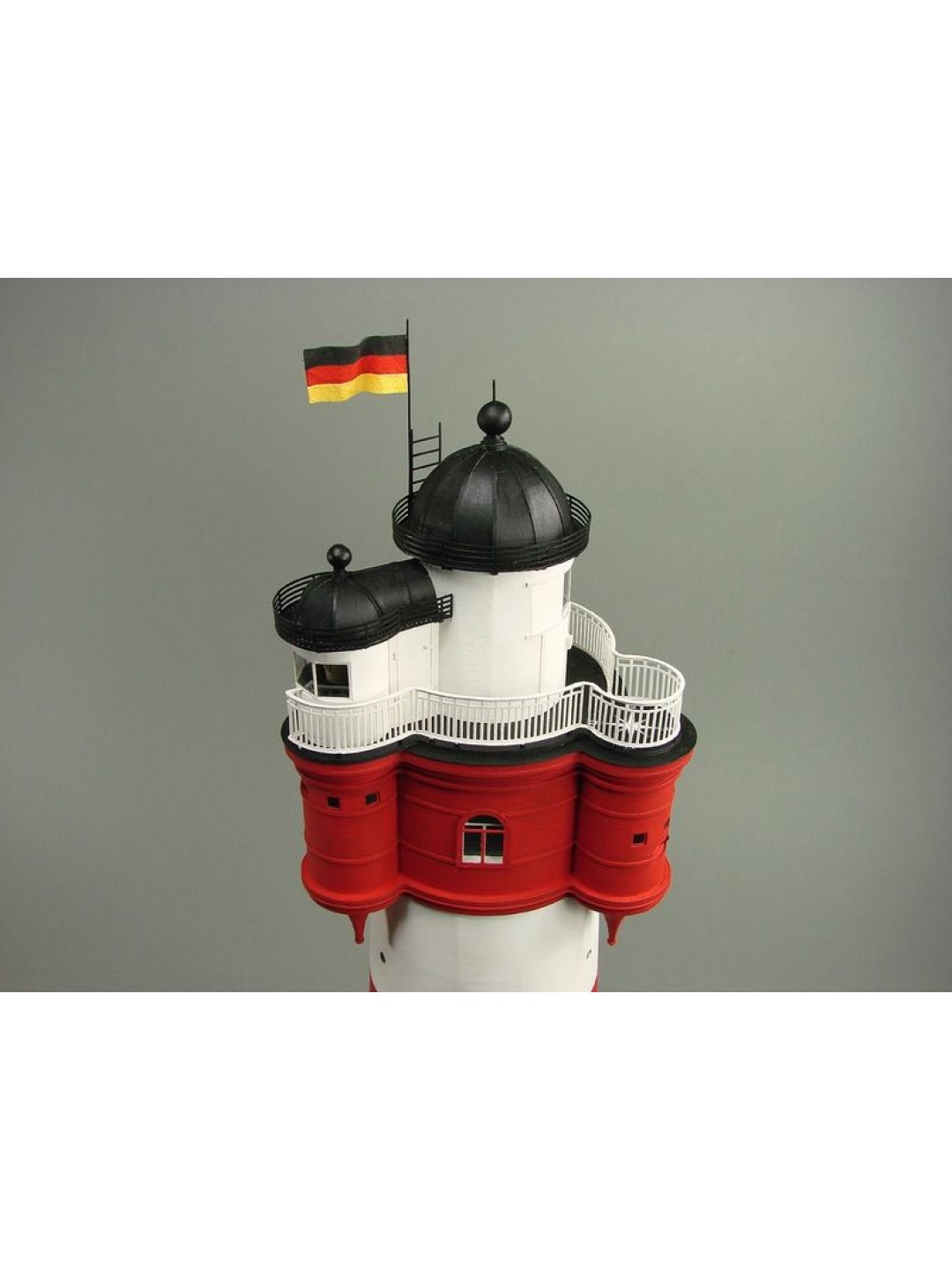 Сборная картонная модель Shipyard маяк Roter Sand Lighthouse (№46), 1/87