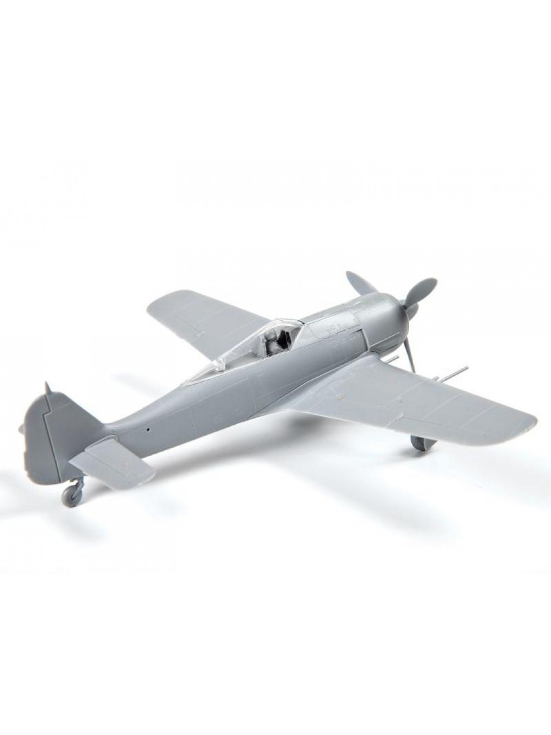 Сборная модель ZVEZDA Немецкий истребитель Фокке-Вульф FW-190A4 (сборка без клея), 1/72