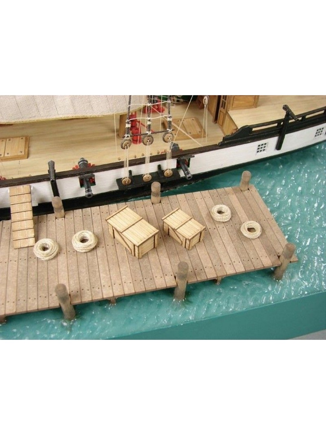 Сборная картонная модель Shipyard балтиморский клипер Berbice в верфи Quay-Portt 1780 г (№38), 1/96
