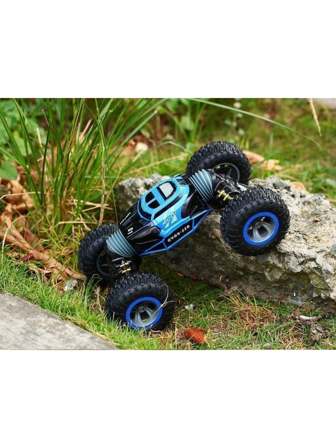 Радиоуправляемая машинка-перевертыш Hyper 2.4G 1/12 RTR (синяя) + Ni-Mh и З/У