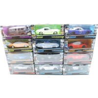 Машина 1:24 MAISTO Design в ассортименте 12 моделей в/к
