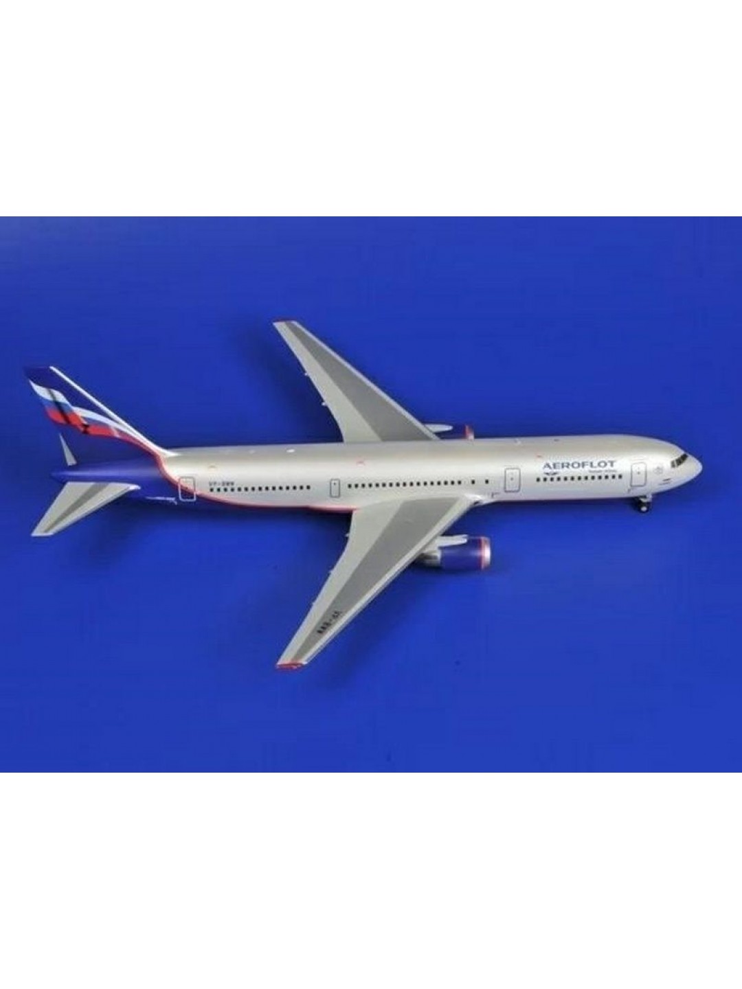 Сборная модель ZVEZDA Пассажирский авиалайнер Боинг 767-300, 1/144
