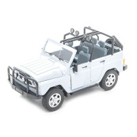 Машина "АВТОПАНОРАМА" УАЗ-469 1/24 в/к 22*12*11 см, белая Машина "АВТОПАНОРАМА" УАЗ-469 1/24 в/к 22*12*11 см, белая