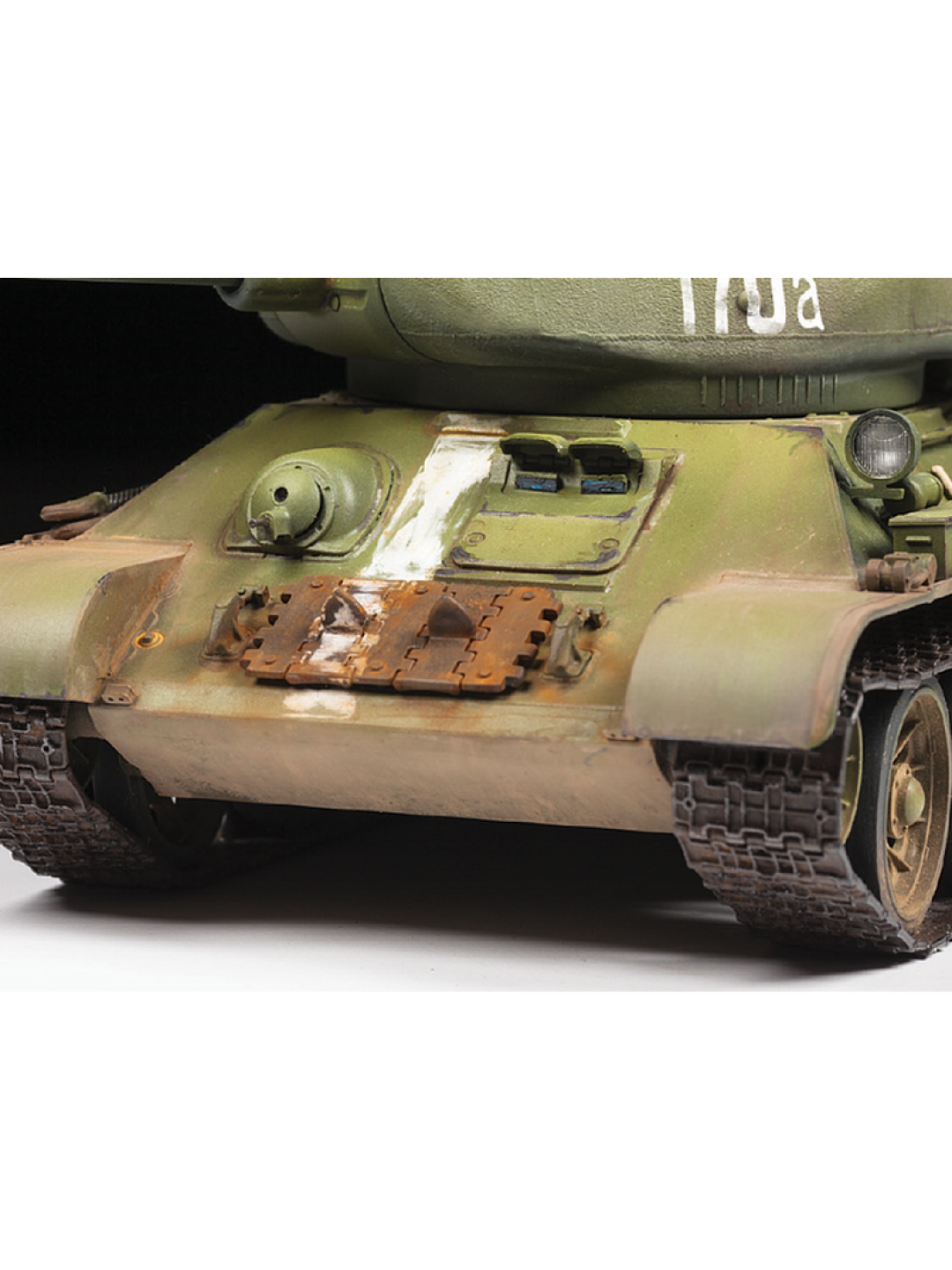Сборная модель ZVEZDA Советский средний танк Т-34/85, 1/35