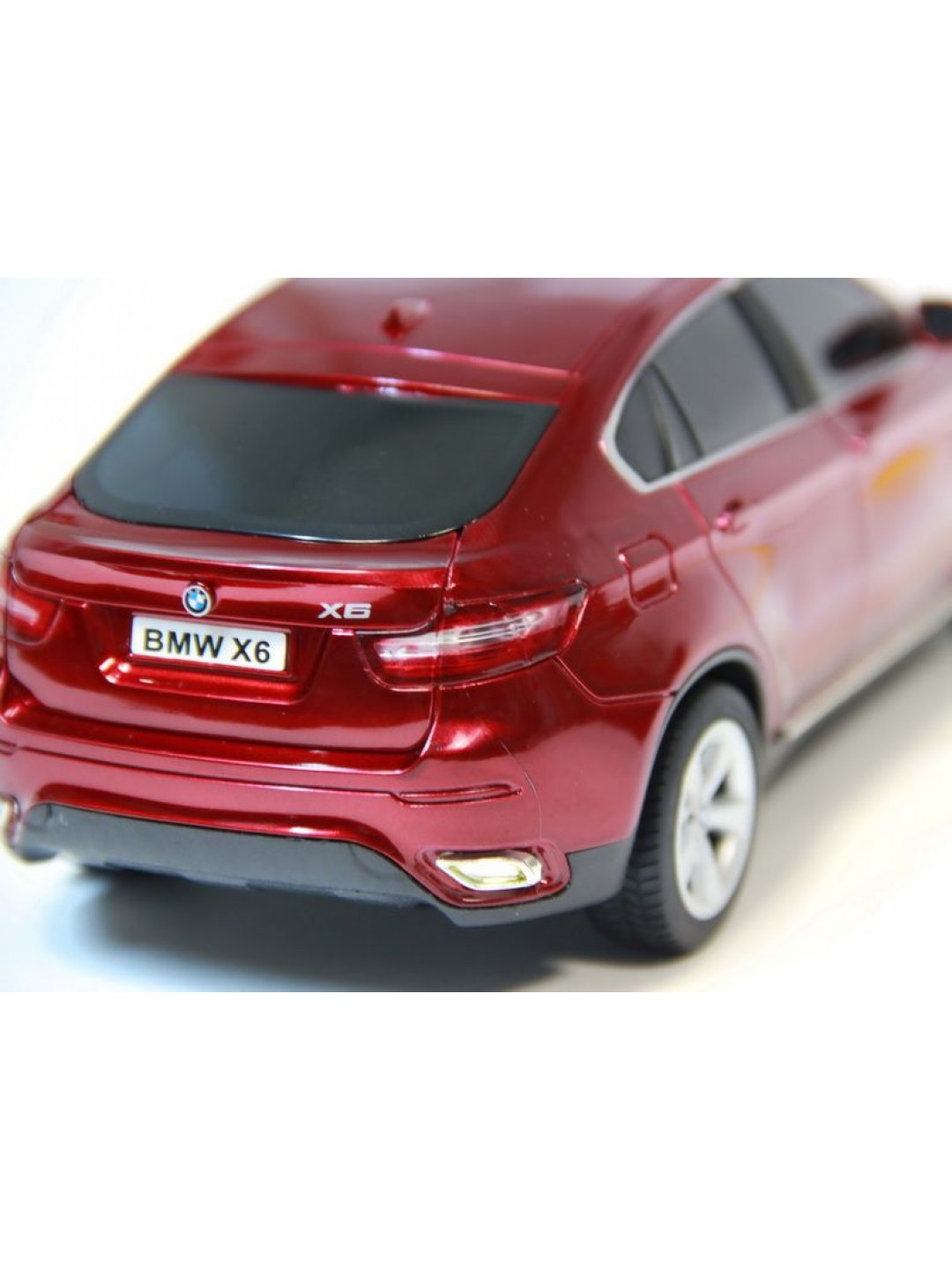 Р/У машина Double Eagle 1:24 BMW X6