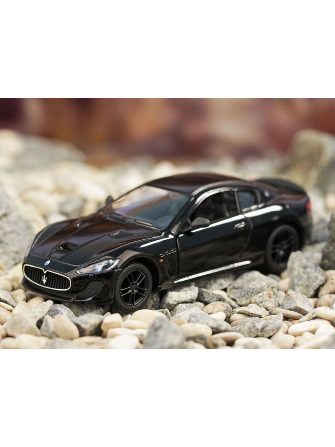 Машина Kinsmart 1:38 Maserati GranTurismo MC Stradale инерция (1/12шт.) б/к