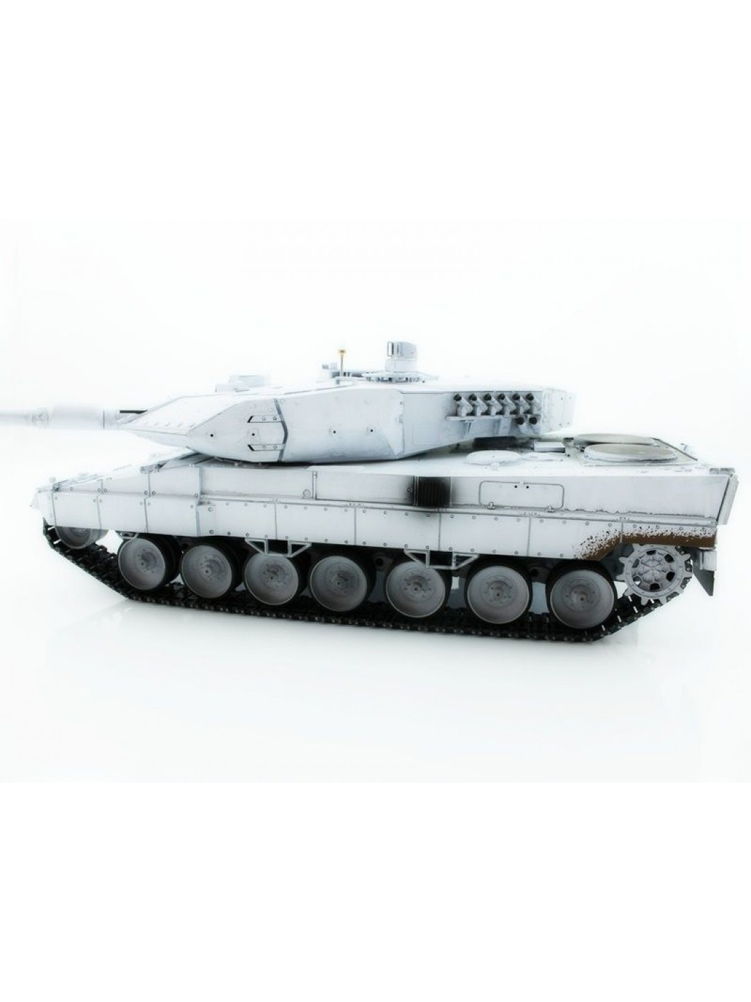 Р/У танк Taigen 1/16 Leopard 2 A6 (Германия) UN 2.4G RTR, деревянная коробка
