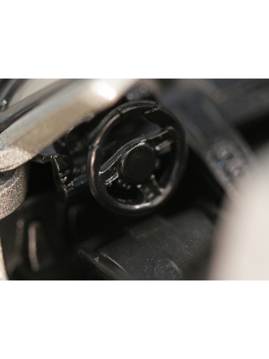 Машина Ideal 1:41 Porsche 918 (с открытым верхом)