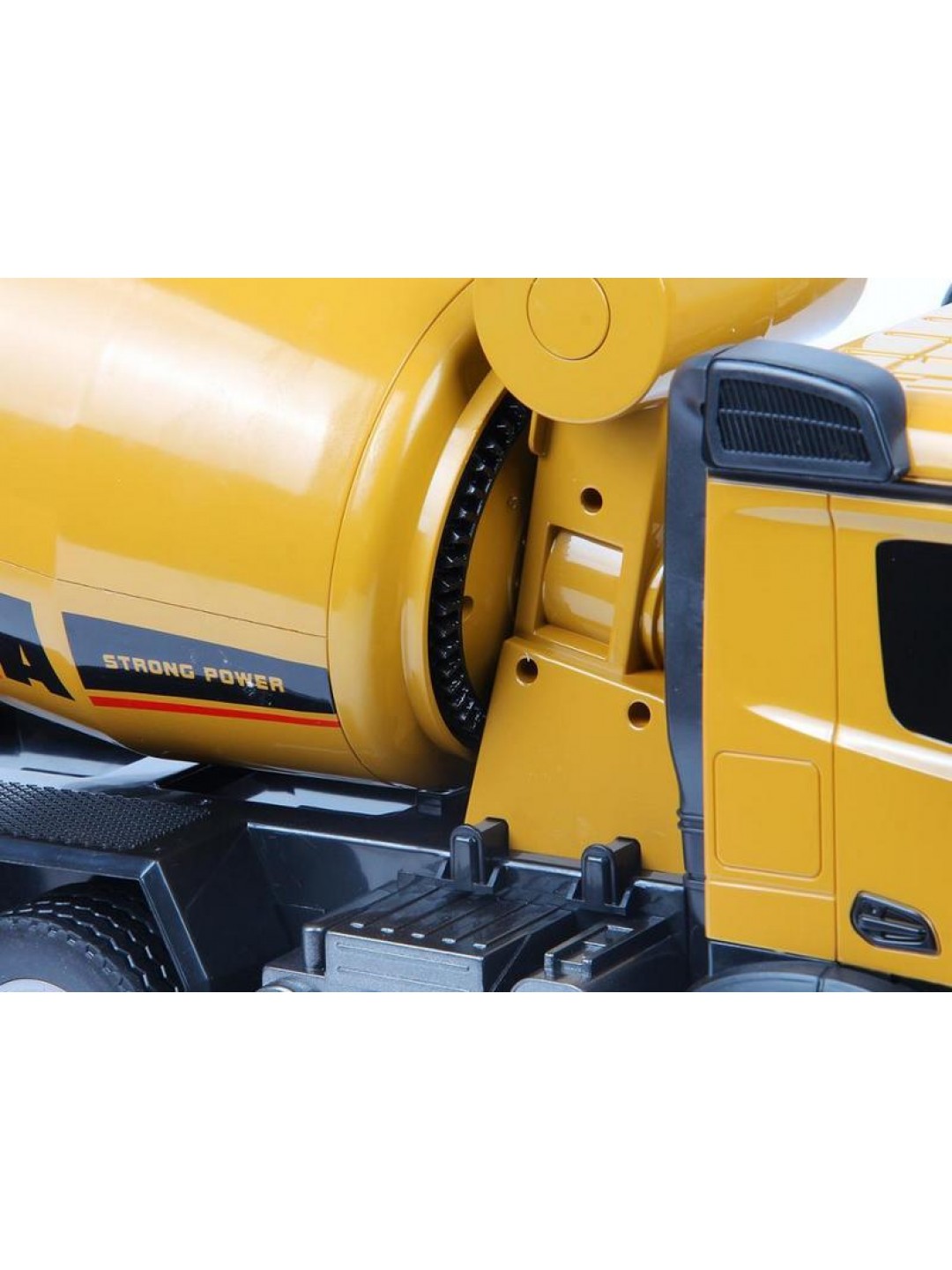 Радиоуправляемый миксер HUI NA TOYS 2.4G 10CH 1/14 RTR