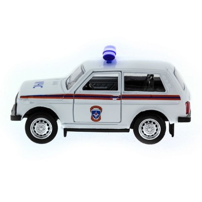 Машина "АВТОПАНОРАМА" инерц. ВАЗ 2121 1/50, в/к 12*7*5,5 см, белая