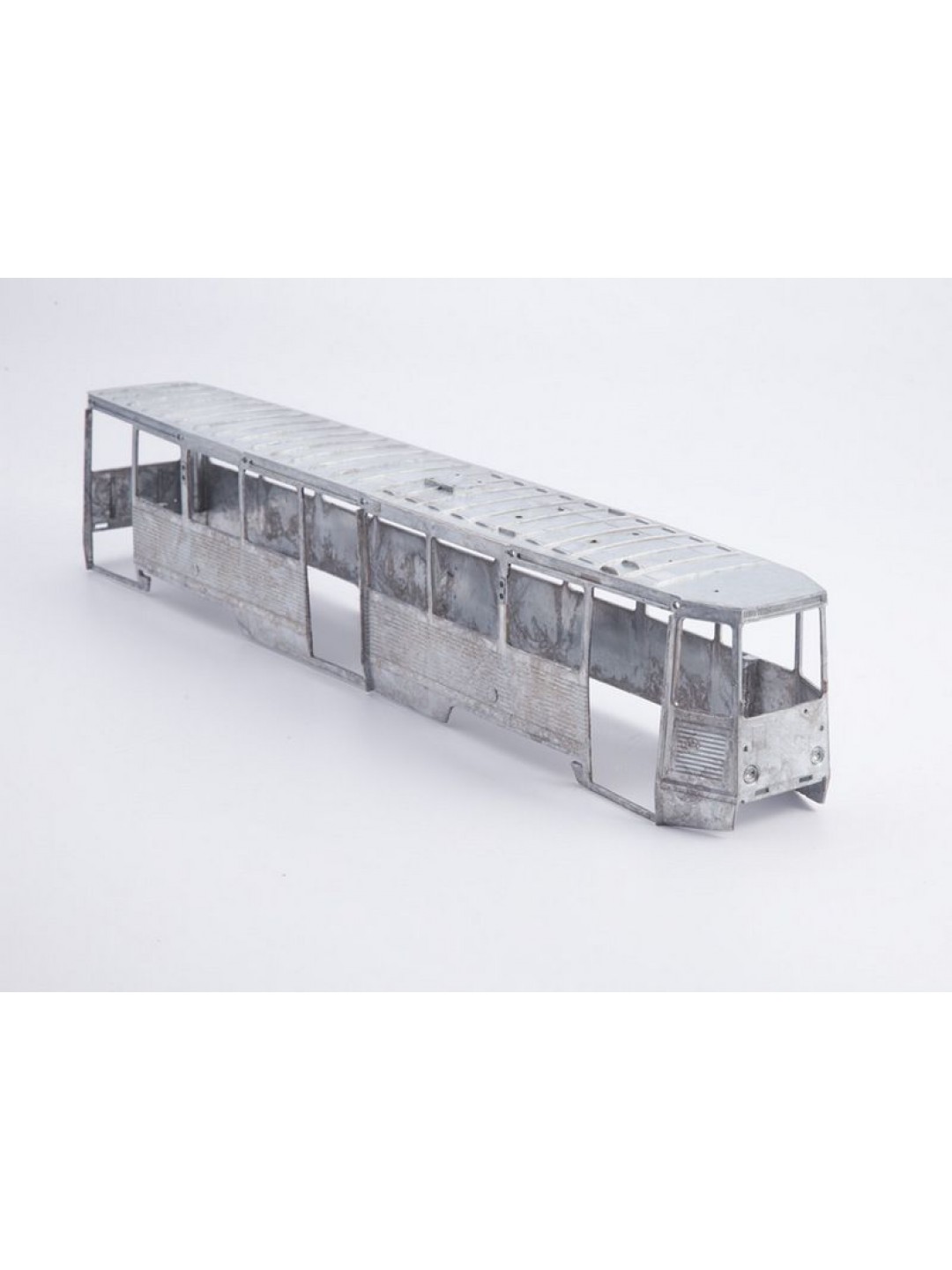 Сборная модель AVD Трамвай КТМ-5М3, 1/43