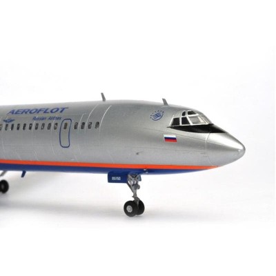 Сборная модель ZVEZDA Российский авиалайнер ТУ-154М, 1/144