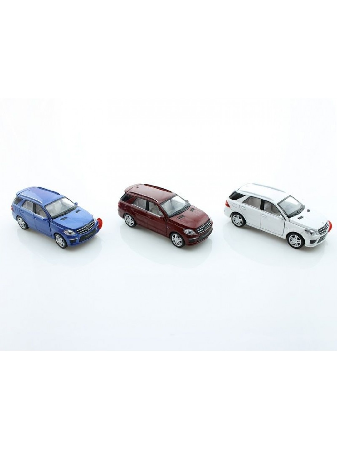 Машина 1:32 Mercedes-Benz ML63 AMG свет, звук, инерция 15см (1/12шт) б/к