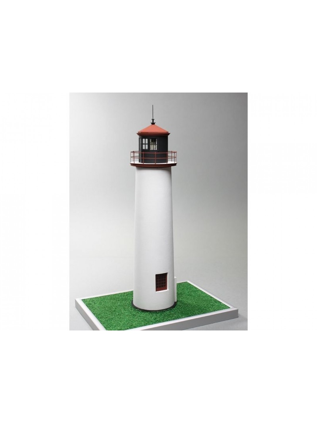 Сборная картонная модель Shipyard маяк Minnesota Point Lighthouse (№58), 1/87