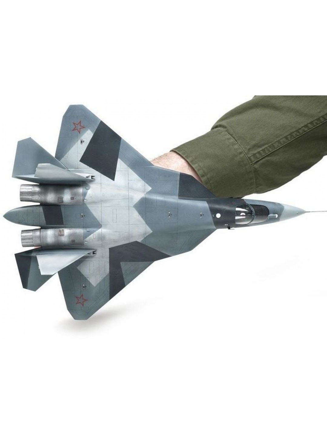 Сборная модель ZVEZDA Российский истребитель пятого поколения Су-50 (Т-50), подарочный набор, 1/72